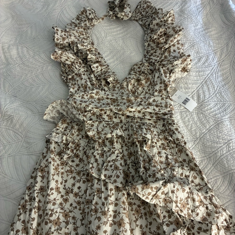 Floral Ruffle Dress - Picture 9 of 12